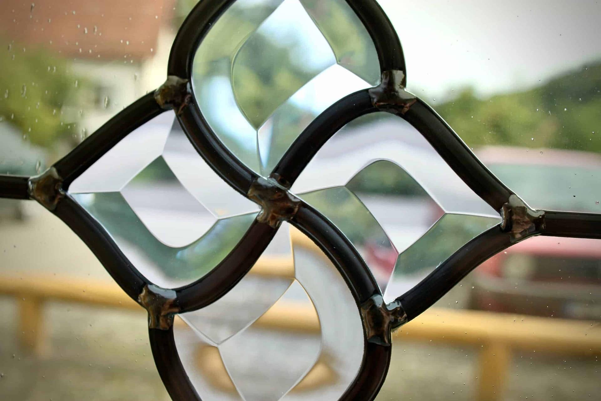 Losange de verres biseautés