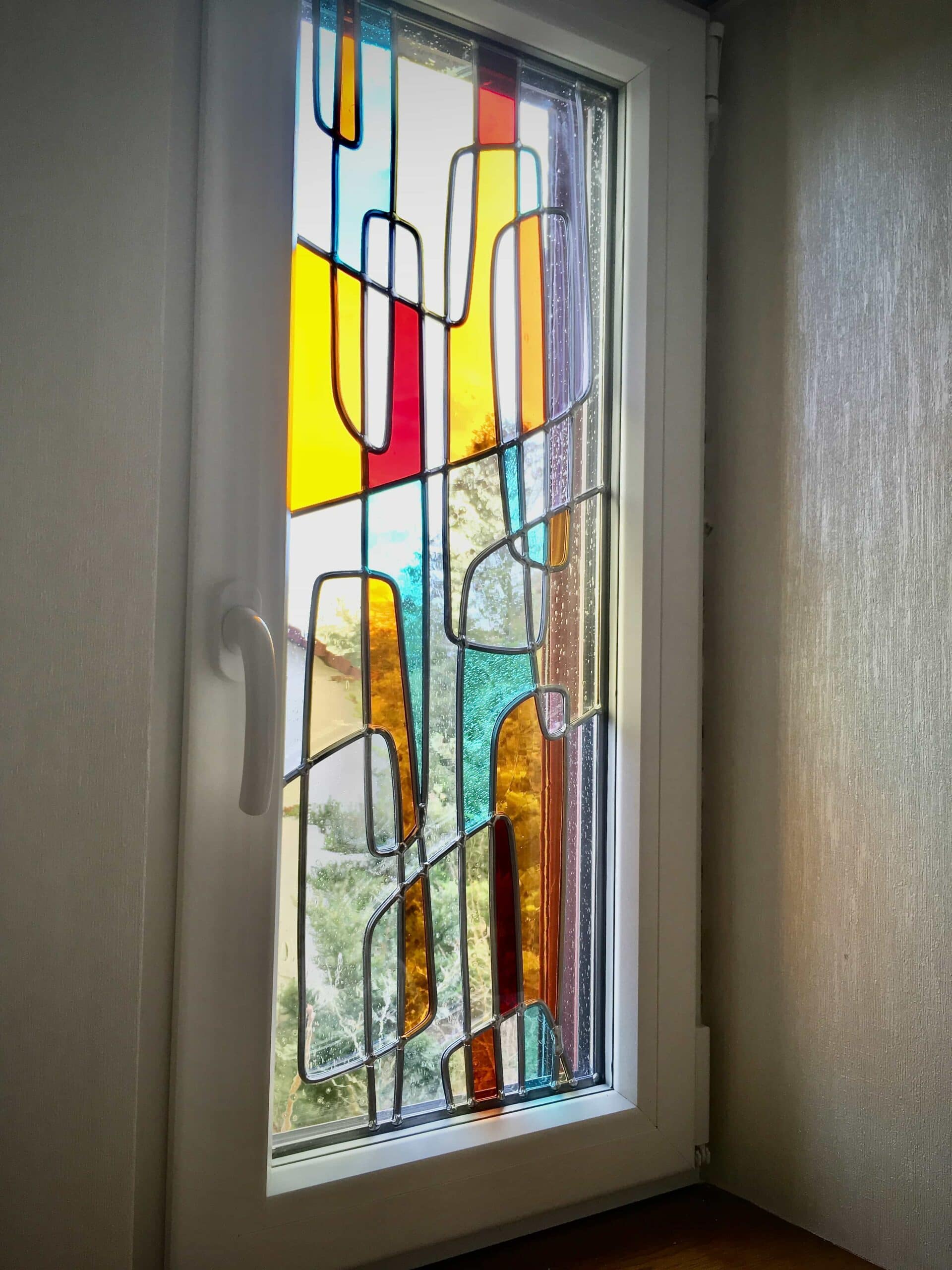 Vitrail d’une porte-fenêtre